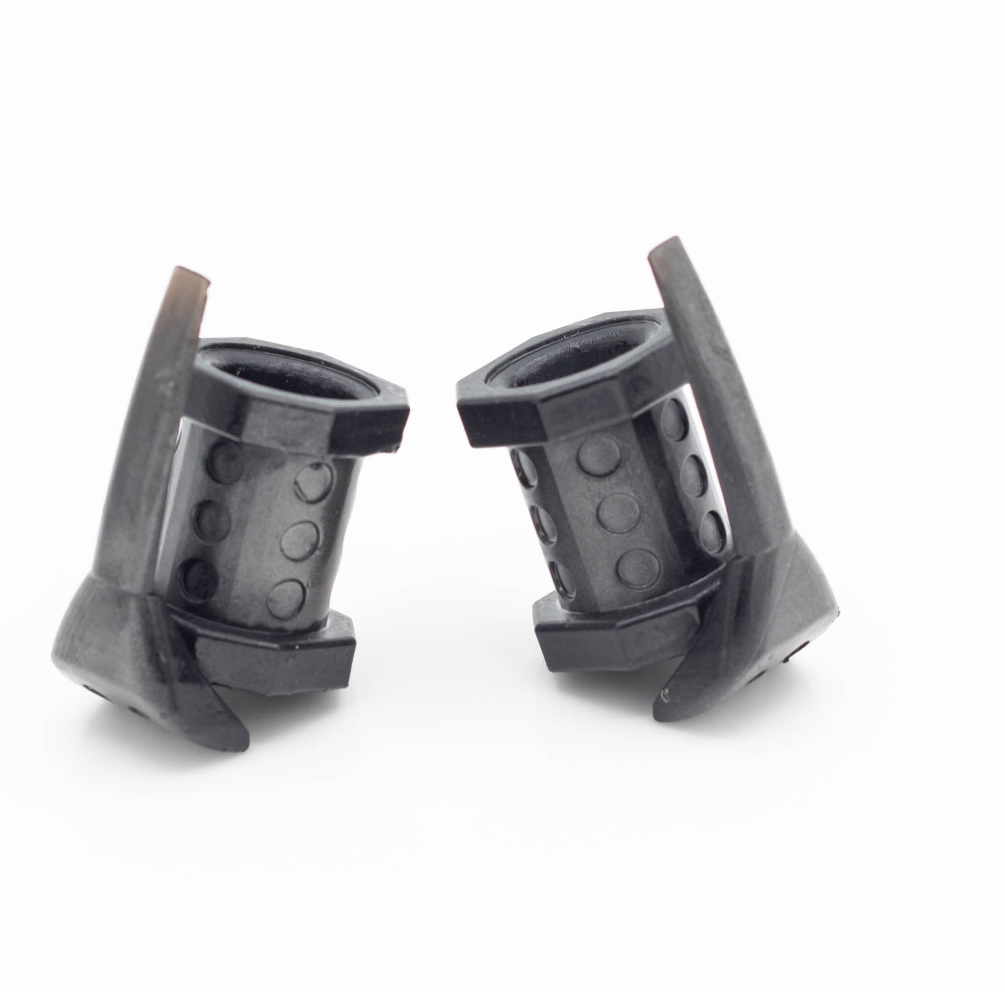 Stealth Gauntlets (Set of 2)